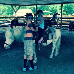 Meet your Posher, Carson